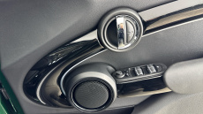 MINI Hatchback 1.5 Cooper Classic 5dr Auto Petrol Hatchback